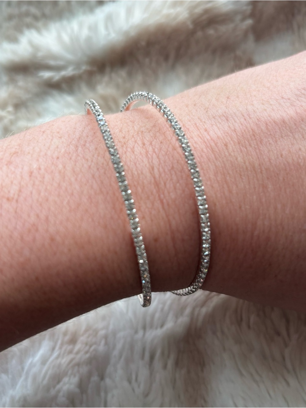 New Crystal Rhinestone Flexible Silver Bracelet